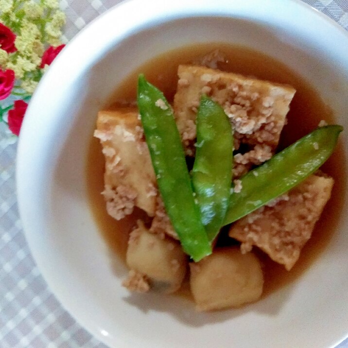 素朴♩厚揚げとひき肉と里芋の煮物